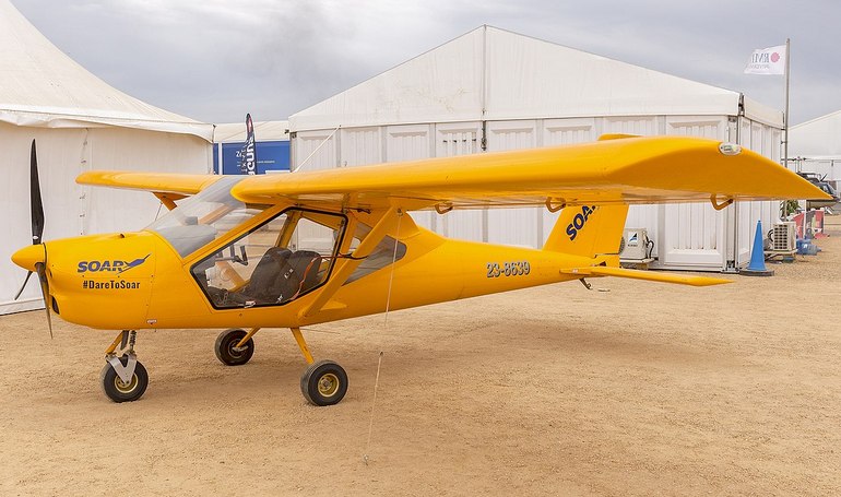 AEROPRAKT A-32 Vixxen AP32 aircraft photograph