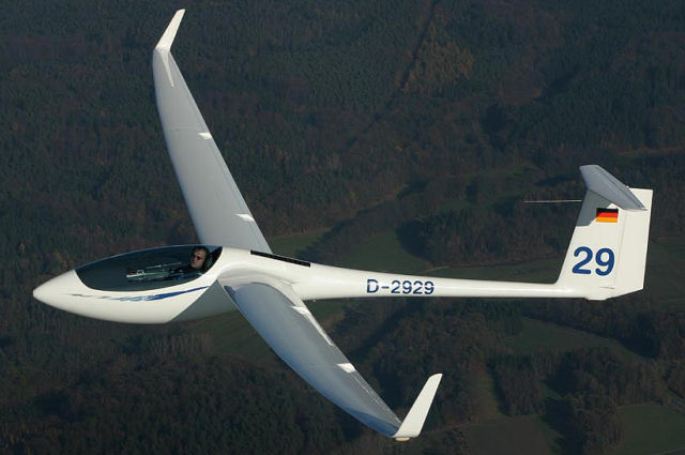 SCHLEICHER ASW-27-18E SCHLEICHER ASG-29E SCHLEICHER ASG-29Es AS29 aircraft photograph