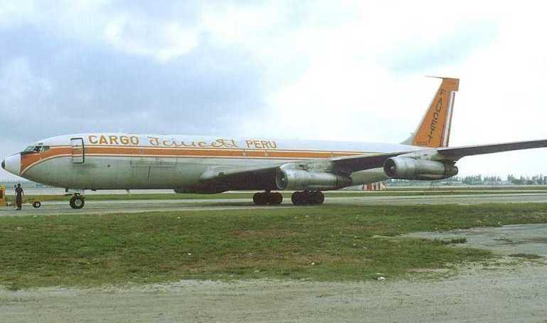 BOEING 707-300 BOEING C-18 BOEING C-137 BOEING E-8 J-Stars BOEING EC-18 BOEING EC-137 BOEING KC-137 GRUMMAN E-8 J-Stars IAI 707 Phalcon NORTHROP GRUMMAN E-8 J-Stars B703 aircraft photograph