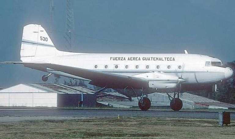 BASLER BT-67 Turbo 67 DOUGLAS DC-3 (turbine) PROFESSIONAL AVIATION C-47TP Super Dakota PROFESSIONAL AVIATION Jet Prop DC-3 SCHAFER DC-3-65TP DC3T aircraft photograph