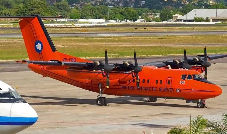 DE HAVILLAND CANADA DHC-7 Dash 7 DE HAVILLAND CANADA EO-5 Dash 7 DE HAVILLAND CANADA O-5 Dash 7 DE HAVILLAND CANADA RC-7 Dash 7 DHC7 aircraft photograph