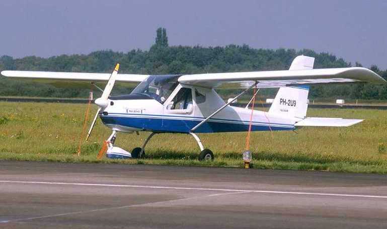 TECNAM P-92 Eaglet TECNAM P-92 Echo TECNAM P-92 SeaSky ECHO aircraft photograph