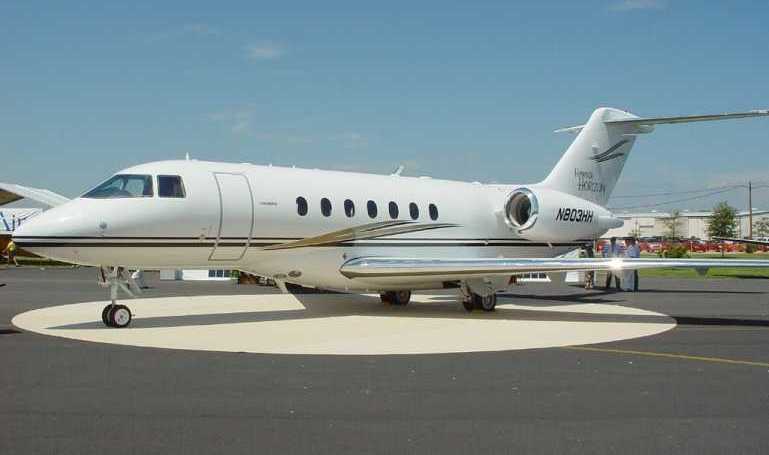 HAWKER BEECHCRAFT 4000 Hawker 4000 RAYTHEON 4000 Hawker 4000 RAYTHEON 4000 Hawker Horizon HA4T aircraft photograph