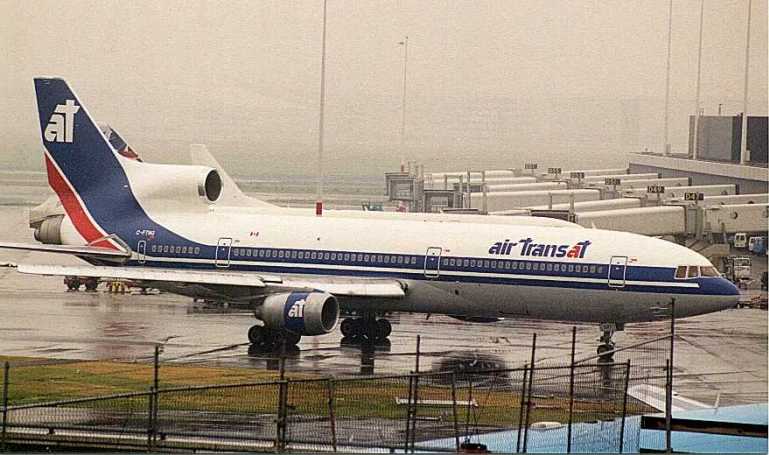LOCKHEED L-1011 TriStar L101 aircraft photograph