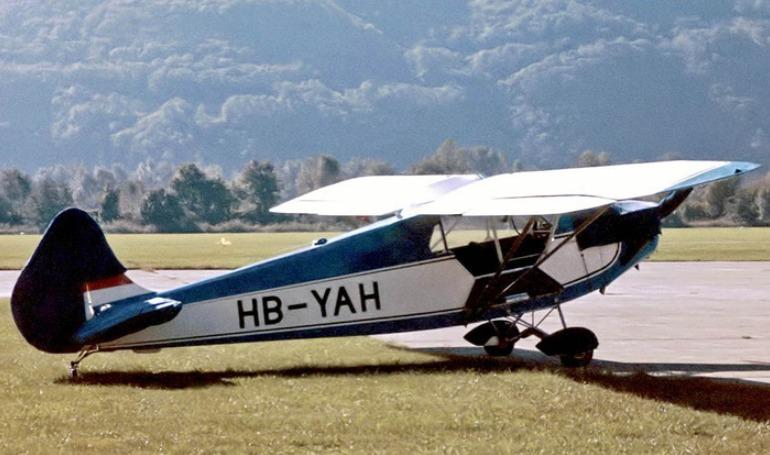 FALCONAR Cubmajor LUTON LA-5 Major PHOENIX (1) LA-5 Major MAJR aircraft photograph