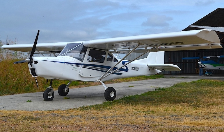 AEROANDINA MXP-800 Fantasy AEROTEC (2) MXP-800 Fantasy MX80 aircraft photograph