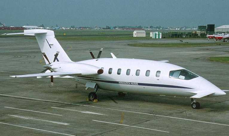 PIAGGIO P-180 Avanti P180 aircraft photograph