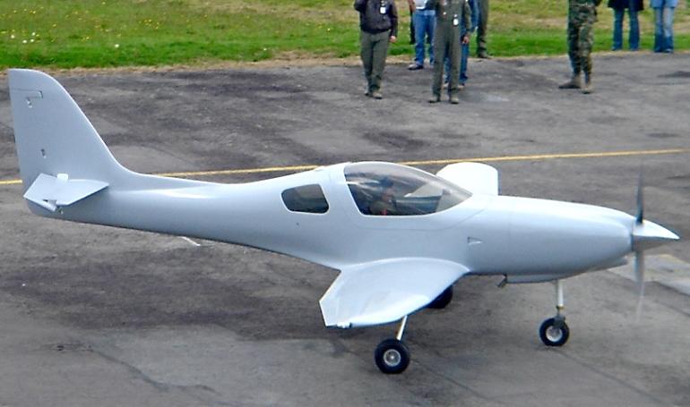 CIAC Synergy CIAC T-90 Calima LANCAIR Synergy LANCAIR T-90 Calima SNGY aircraft photograph