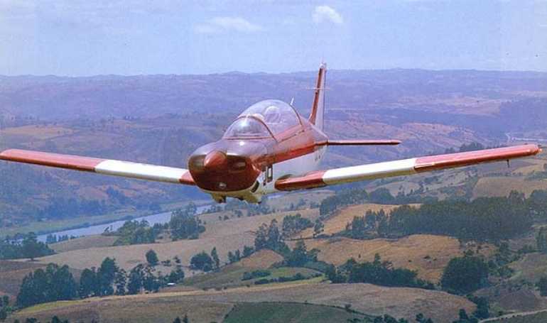 ENAER T-35DT Turbo Pillan ENAER T-35TX Aucan TPIL aircraft photograph